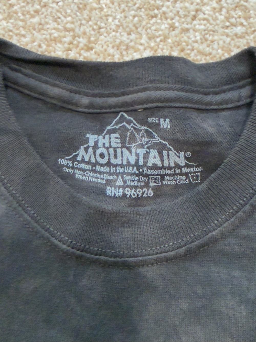 The Mountain Rico Malave Wolf Pack T Shirt Mens Medium 2011 Y2K - Picture 4 of 7
